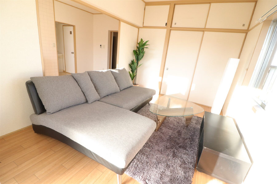 パークハイツ左京山 401号室