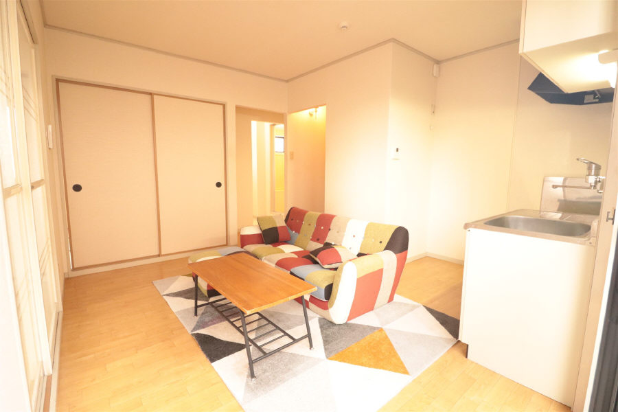 ファミリー花井 102号室